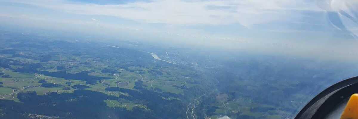 Flugwegposition um 11:59:40: Aufgenommen in der Nähe von Gemeinde Sonnberg im Mühlkreis, Sonnberg in Mühlkreis, Österreich in 1722 Meter